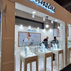 Фотоотчет с весенней выставки Istanbul Jewelry Show 2025: от оборудования до готовых украшений