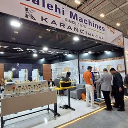 Фотоотчет с весенней выставки Istanbul Jewelry Show 2025: от оборудования до готовых украшений