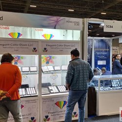 Фотоотчет с весенней выставки Istanbul Jewelry Show 2025: от оборудования до готовых украшений