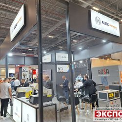Фотоотчет с осенней выставки Istanbul Jewelry Show 2025: ювелирные изделия и технологии
