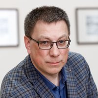 Александр Наумов