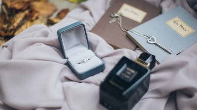 Какие факторы будут влиять на ювелирную отрасль в 2023 году?