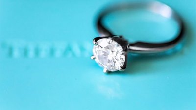 Корпорация Tiffany & Co.: кому из президентов США ювелирный дом отказал в скидке