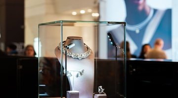Vicenzaoro September 2026: ИИ, винтаж, цветные камни и новая роскошь — главные сигналы для российских ювелиров