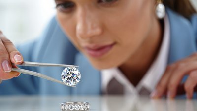 От алмаза к бриллианту: как в Беларуси создают драгоценности стоимостью в полмиллиона долларов