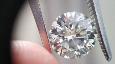 Как решить проблему великого раскола в алмазной отрасли?