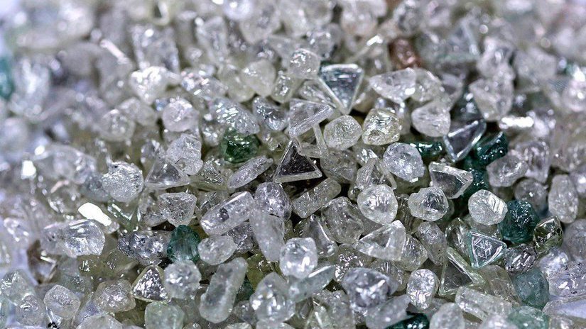 Великое затоваривание алмазами: алмазодобытчики в безвыходном положении с драгоценными камнями на миллиарды долларов