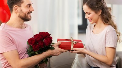 Российский бизнес активно готовится к 8 марта