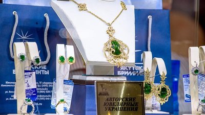 Роскошная работа: как справляется с кризисом отрасль, заточенная на блеск и красоту