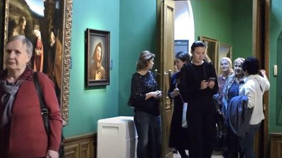 Выставка ювелирных изделий скульптора Даши Намдакова открылась во Владивостоке