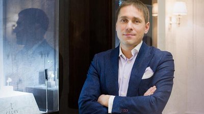 «В России нет адекватного предложения»: Ювелир Илья Клюев — о рынке бриллиантов