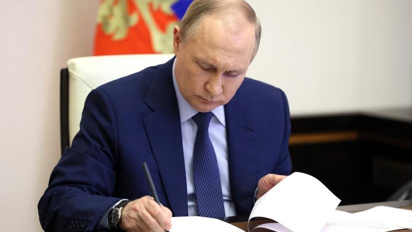 Путин подписал закон о введении единого налогового счета