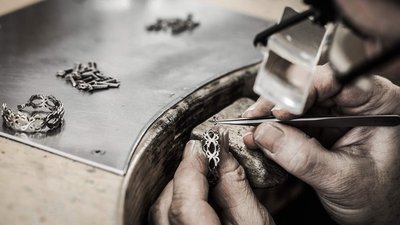 Ювелиры о подмене камней, тренде на серебро и заказчиках-сатанистах