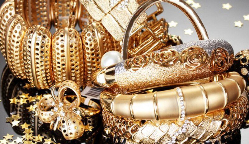 Уральские инвесторы начали скупать золото и ювелирные изделия