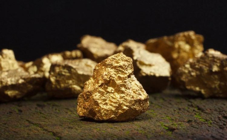 Рекордные объемы золота добыли в Якутии