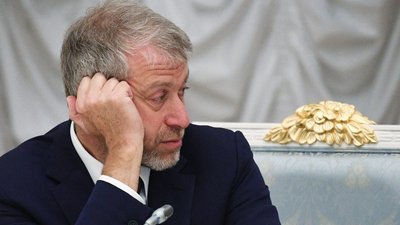Роман Абрамович решил избавиться от доли в золотодобывающем холдинге за полмиллиарда долларов