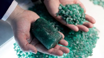 "Самые лучшие": что нужно знать перед покупкой уральских изумрудов