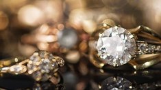 Универсальная модель продажи алмазов и бриллиантов нецелесообразнa