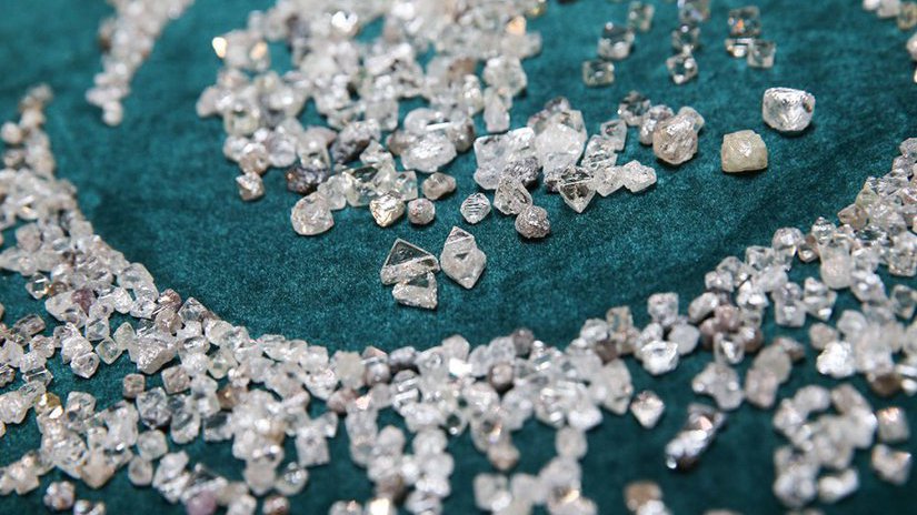 Алмазы из России, ограненные в бриллианты вне РФ, разрешены к ввозу в США