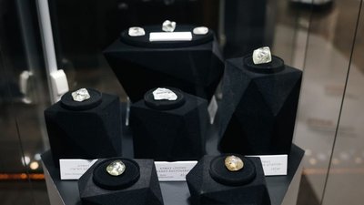 Именные алмазы: АЛРОСА присвоила имена особо крупным алмазам