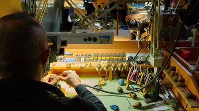 Московские компании по выпуску украшений продолжают наращивать производство