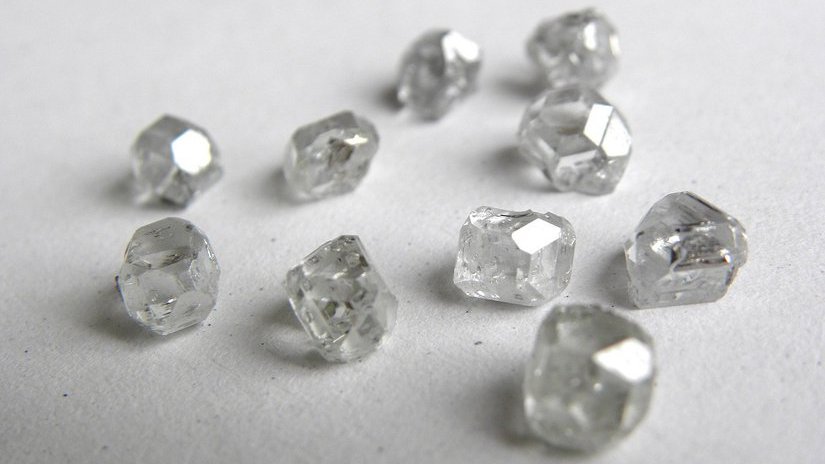 Исследователи: Искусственный бриллиант оказался прочнее натурального алмаза