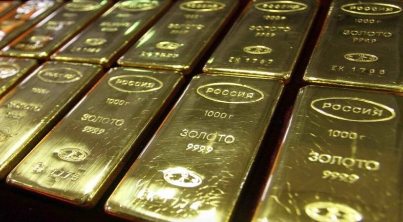 Запасы золота в банках РФ снижаются 3-й месяц подряд