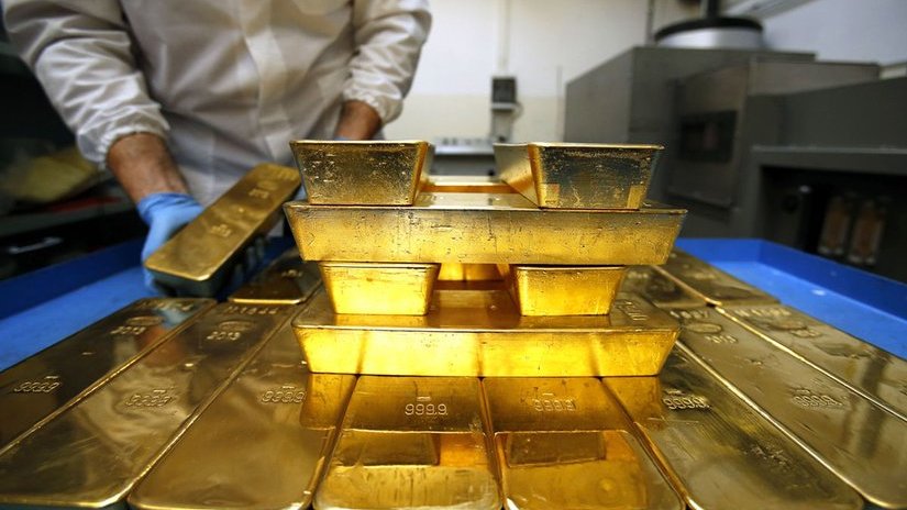 Росстат: РФ в первом полугодии увеличила производство золота на 10,8%