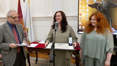 Петербургским художникам-ювелирам вручены награды Российской академии художеств