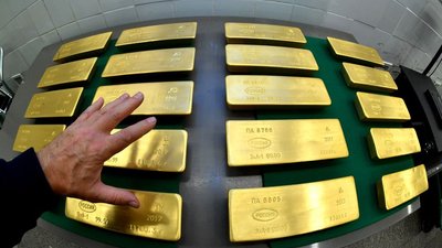 Таможня предложила ограничить вывоз золота физлицами
