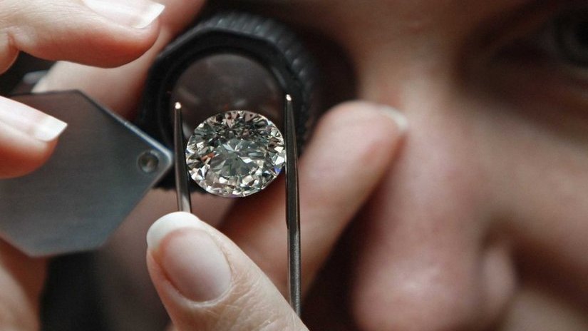 АЛРОСА предложит вложиться в бриллианты по-новому