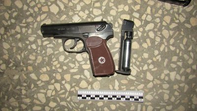 Чапаевские полицейские задержали подозреваемых в разбойном нападении на ювелирный