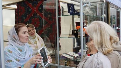 Благодаря туристам выросли продажи кубачинских ювелирных изделий