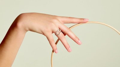 Ювелирный бренд Courbet ставит на синтетические бриллианты и продажи в интернете