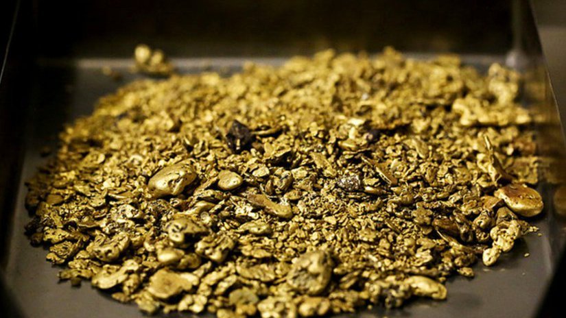 Питерские предприниматели пытались посылкой доставить в Россию золото из Киргизии