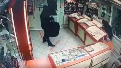 В Тульской области грабители обчистили ювелирный салон "Нефертити"