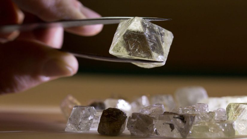 Госдума разрешила Гохрану увеличить закупку алмазов в 2020 г