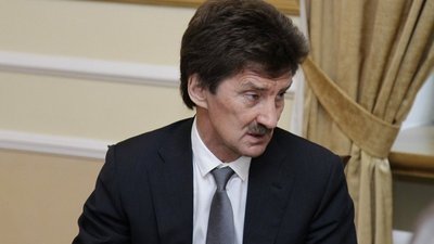 Флун Гумеров: «Часть персонала пришлось увольнять, поскольку физически не было денег»
