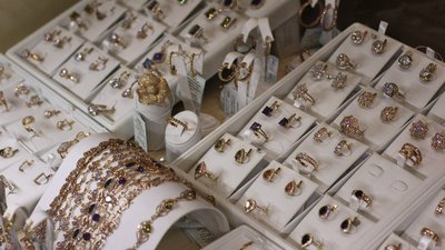 Россияне стали покупать на 10% больше ювелирных украшений