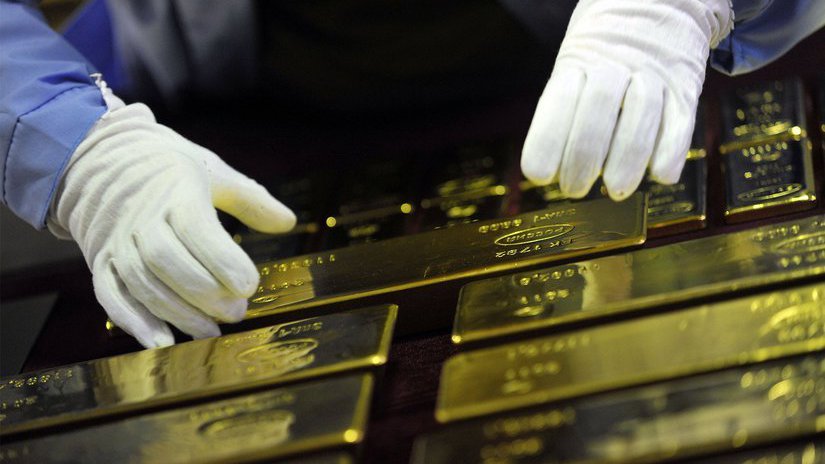 Золото достигло самой высокой цены закрытия с сентября 2011 года