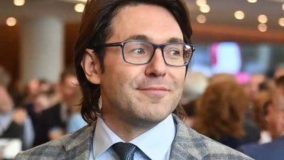 Андрей Малахов первым посетил бутик Cartier после карантина