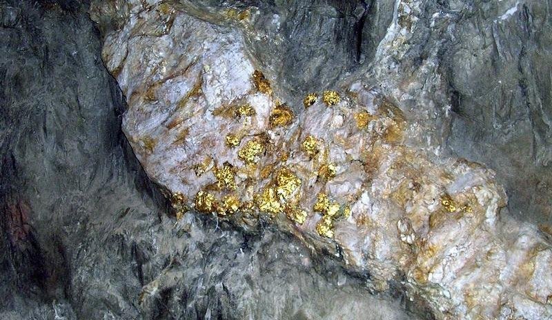 "Алроса" займется поисками Рэдергинского золота