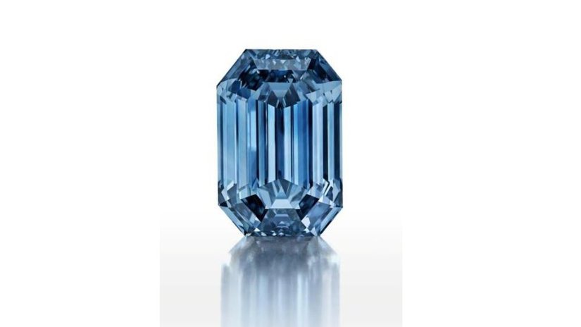 Sotheby’s представляет один из величайших драгоценных камней в мире бриллиант «Голубой Куллинан De Beers»