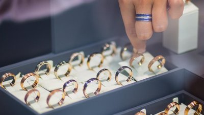 Э. Уткин: "В ближайшие три 2-3 месяца у нас не будет продаж"