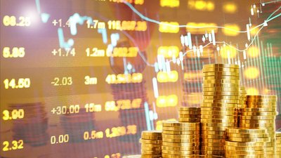 Почему цена за золото достигла рекордной отметки?