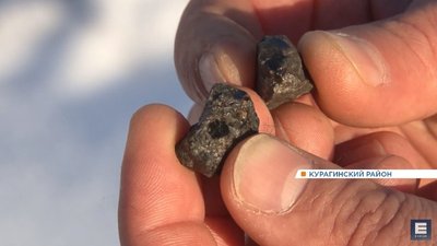 На юге Красноярского края дороги отсыпали самоцветами