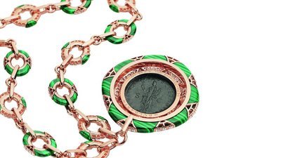 Орел и решка: как Bvlgari использует древнеримские монеты в своих ювелирных шедеврах