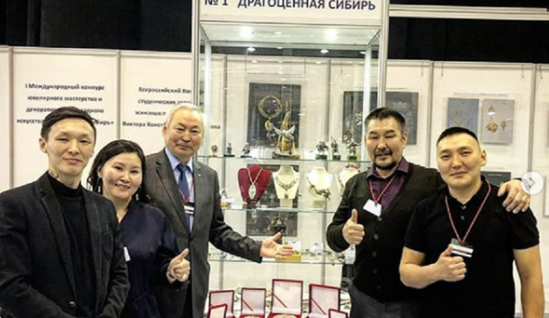 Студент из Якутии выиграл Гран-при конкурса на выставке «Ювелирная Сибирь»