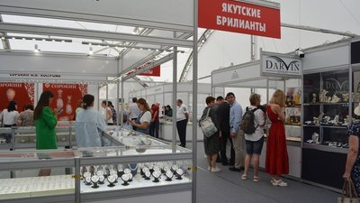 Свою продукцию на фестивале «Золотое кольцо России» представили более 40 ювелирных компаний