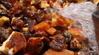 Комитет Госдумы поддержал штраф до 5 млн рублей за сделки с незаконно добытым янтарем